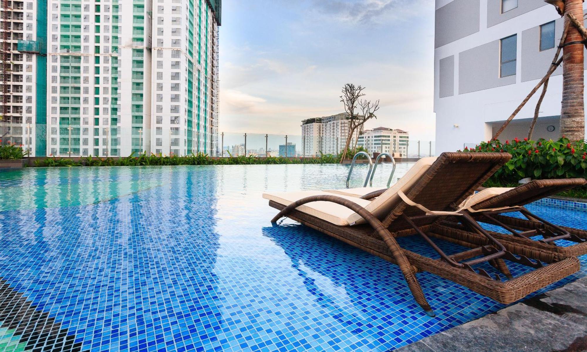 Cbd Rivergate- Infinity Pool Signature Хошимин Экстерьер фото